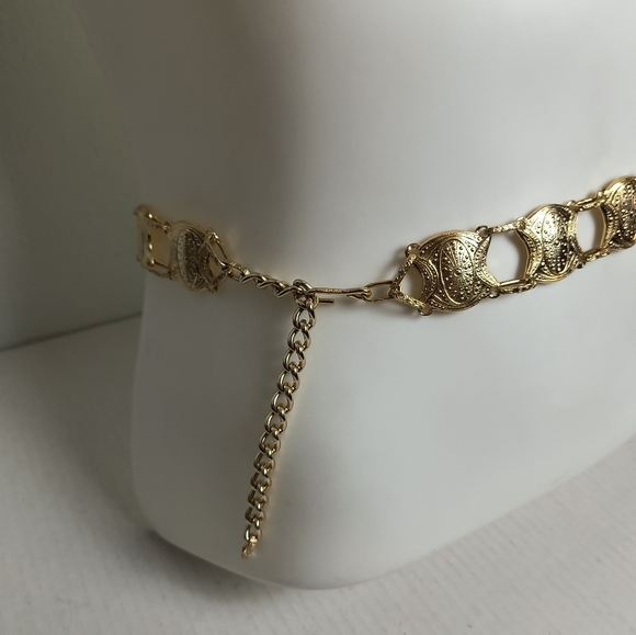 Statement Belt Gold Tone Rare Hong Kong main image 11